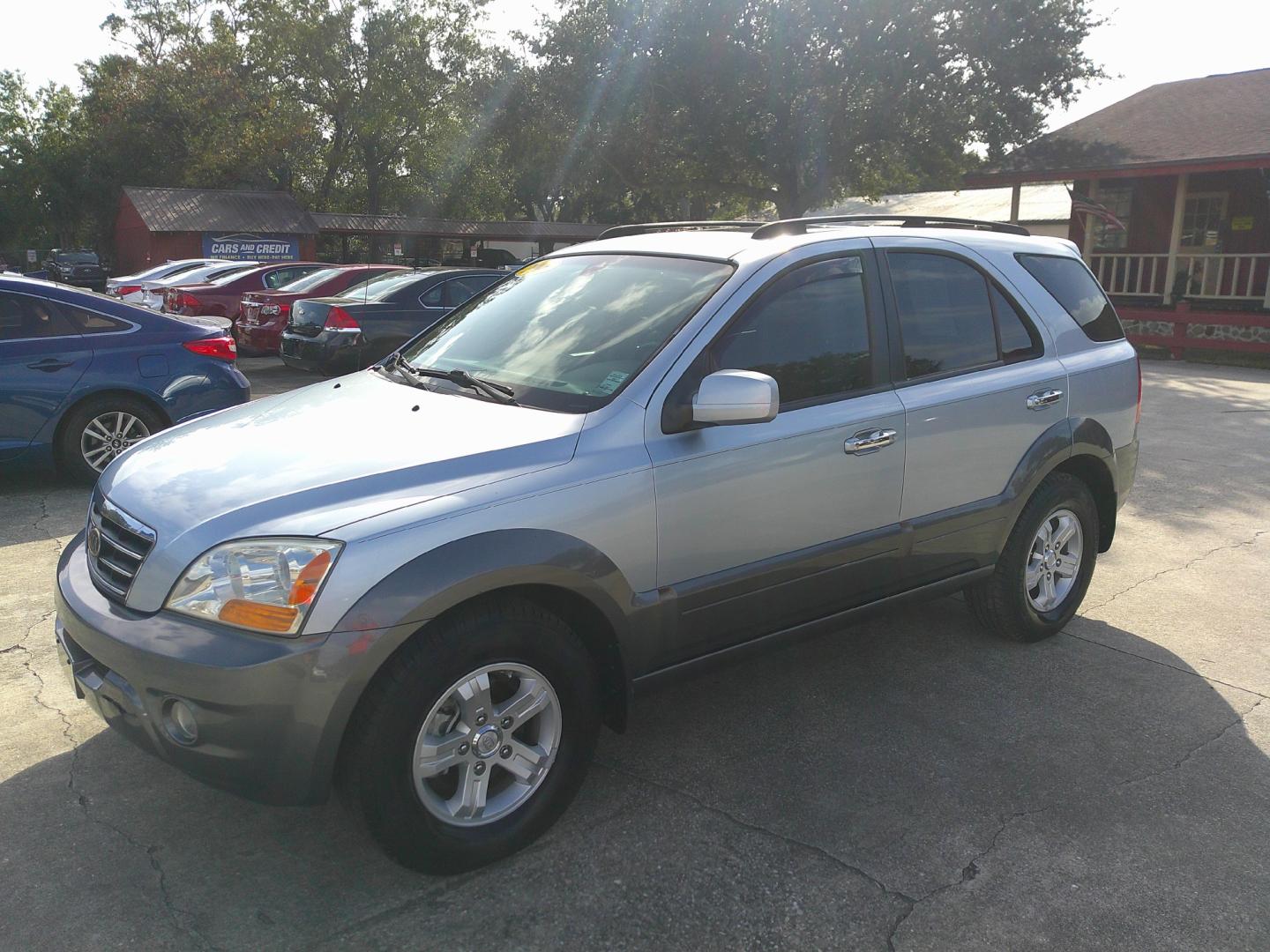 2008 SILVER KIA SORENTO EX; LX (KNDJD736385) , located at 10405 Abercorn Street, Savannah, GA, 31419, (912) 921-8965, 31.988262, -81.131760 - Photo#1